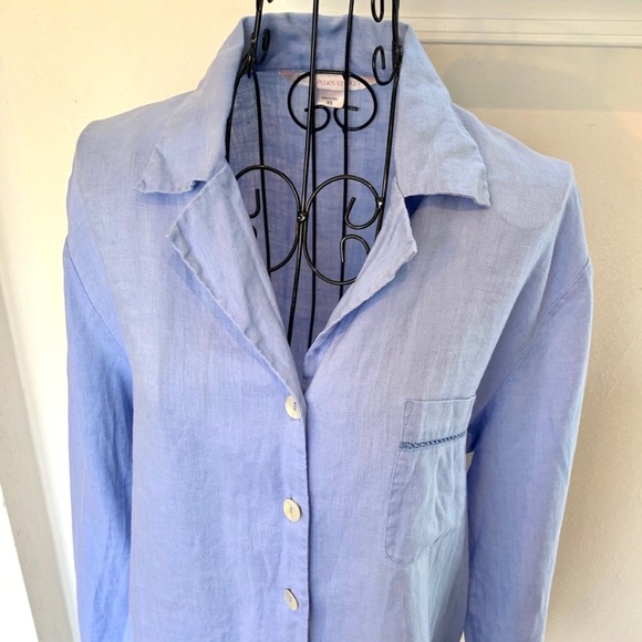 Victoria’s Secret Long Sleeve Linen Button Down - Picture 1 of 8